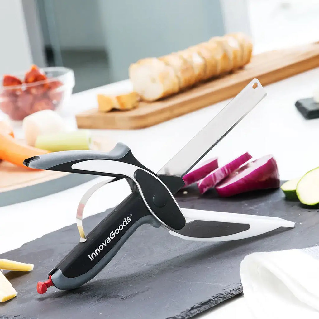 Multifunction Kitchen Scissors with Integrated Cutting Board