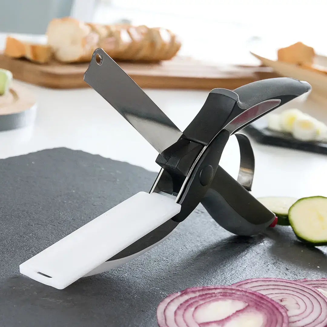Multifunction Kitchen Scissors with Integrated Cutting Board
